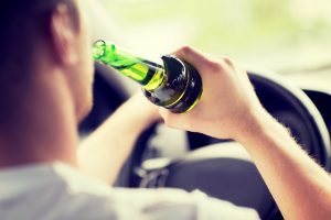 driving while intoxicated Springfield - man drinking and driving